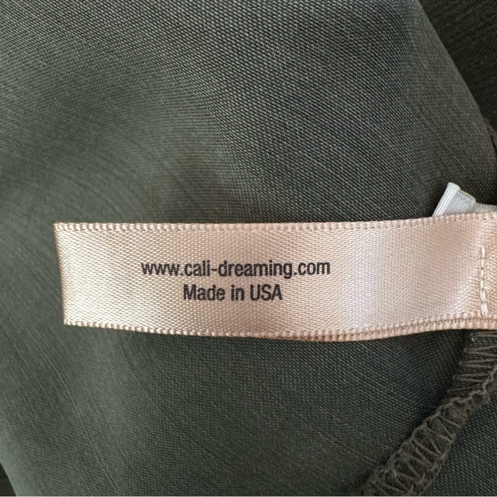 CALI DREAMING James Tee In Olive V-Neck Loose Fit Oversized Cupro Size Small - Picture 3 of 12